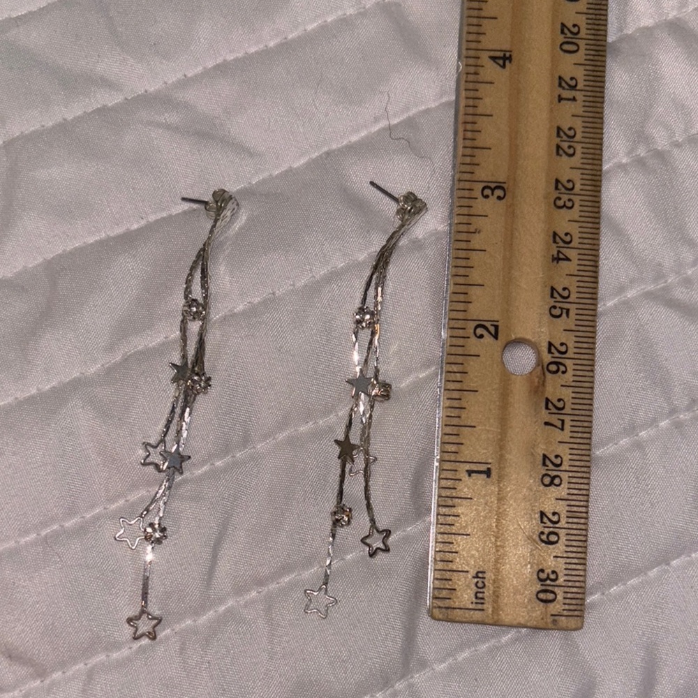 Silvertone Star Dangle Earrings - image 2